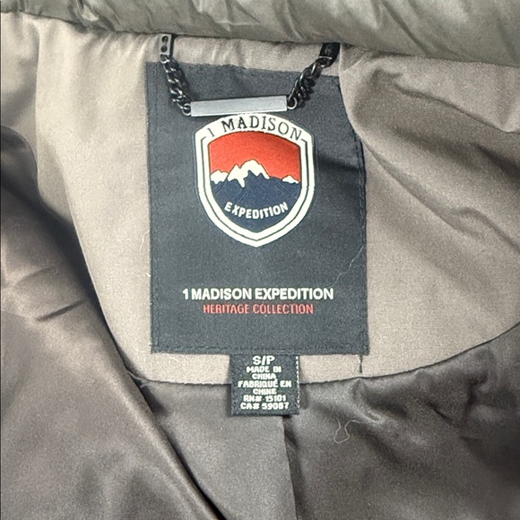 1 Madison Expedition Fur-Trim Down Coat size S - Picture 8 of 9